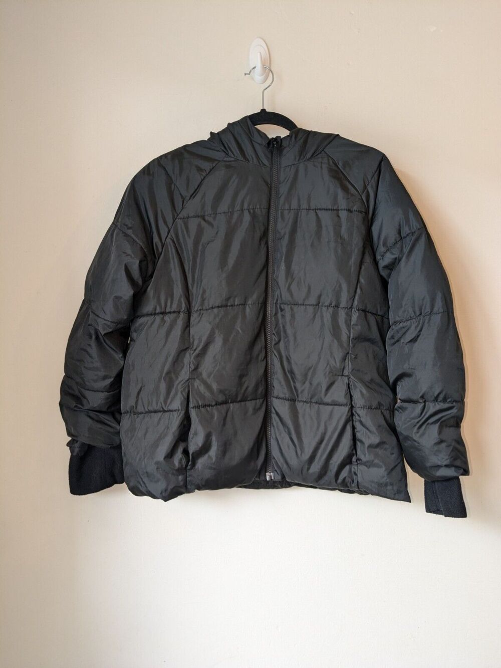 Swiss Tech Youth Unisex XL 14/16 Plus Puffer Jacket Performance Gear Peak Black
